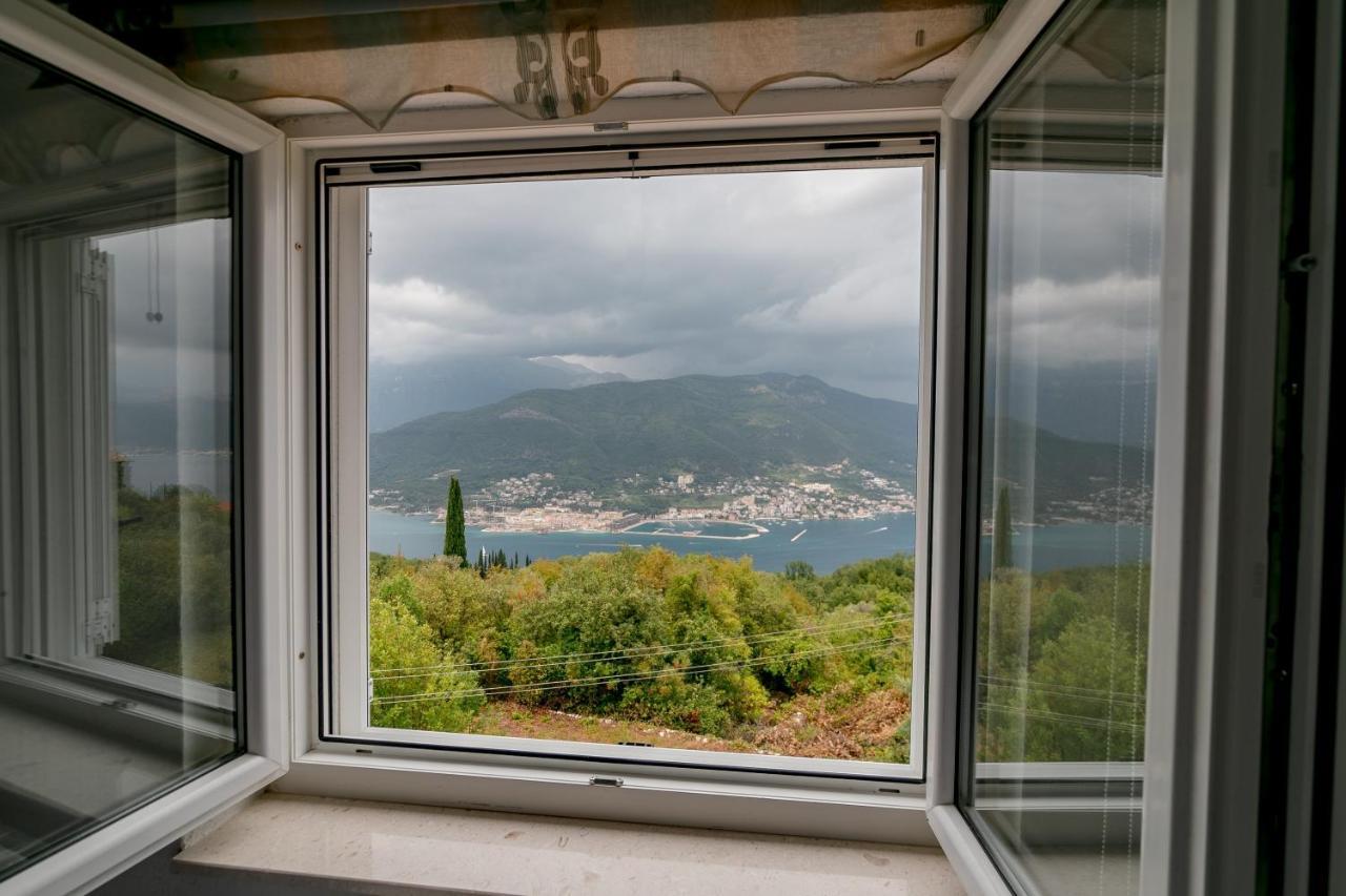 Apartments Mitrovic Luštica Εξωτερικό φωτογραφία