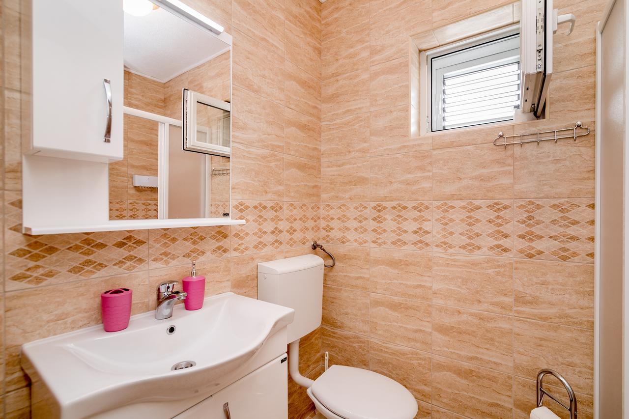 Apartments Mitrovic Luštica Εξωτερικό φωτογραφία