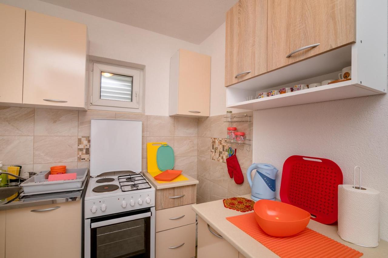Apartments Mitrovic Luštica Εξωτερικό φωτογραφία