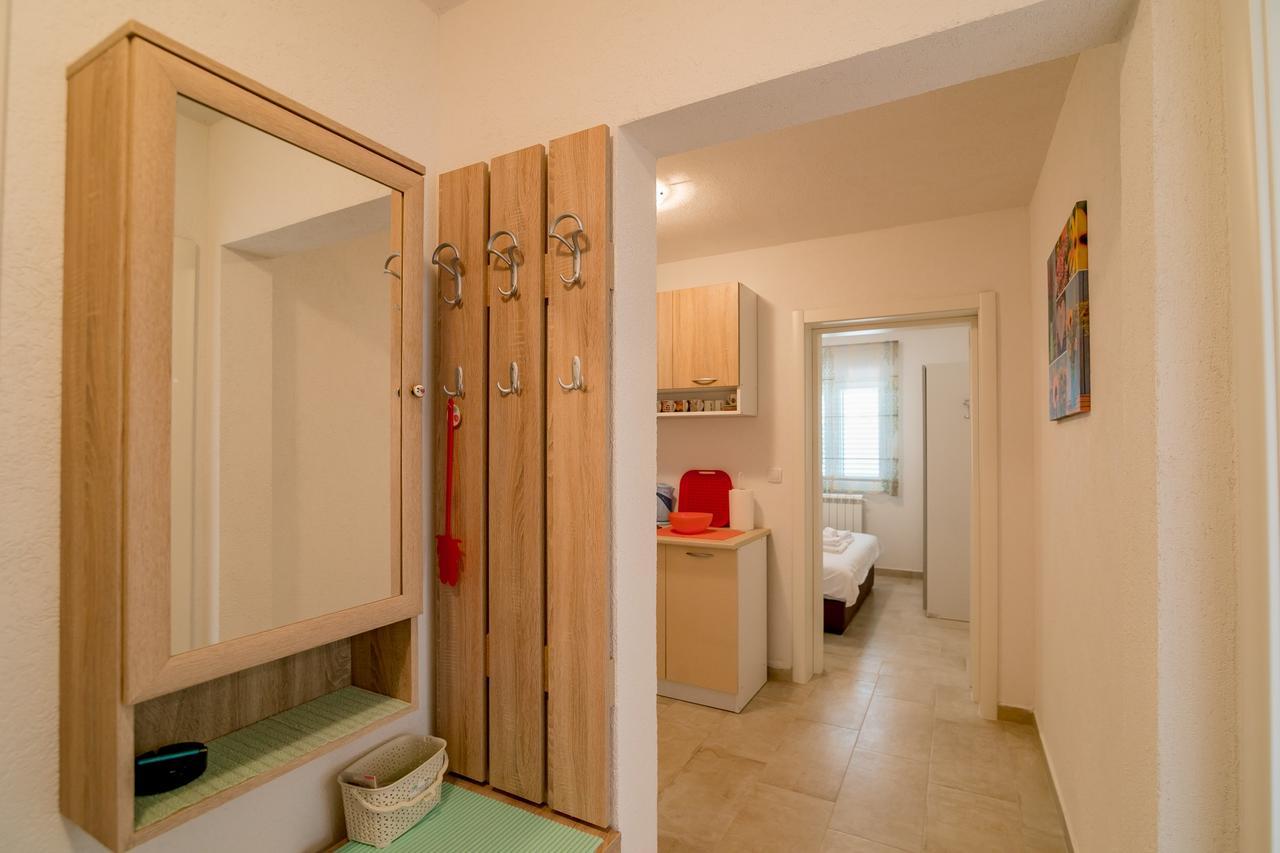 Apartments Mitrovic Luštica Εξωτερικό φωτογραφία