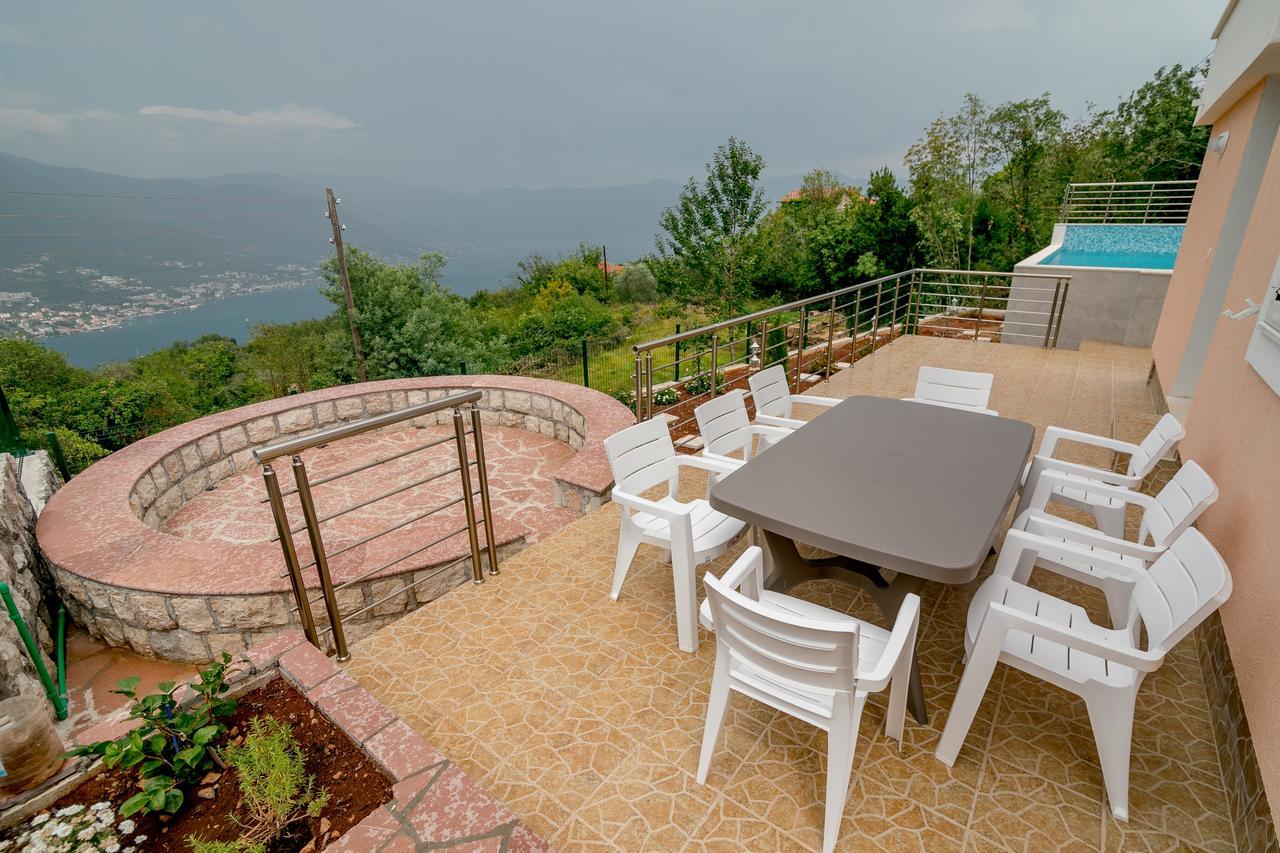 Apartments Mitrovic Luštica Εξωτερικό φωτογραφία
