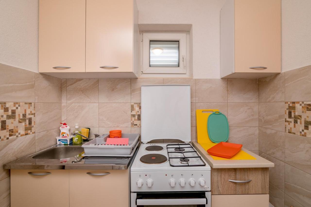 Apartments Mitrovic Luštica Εξωτερικό φωτογραφία